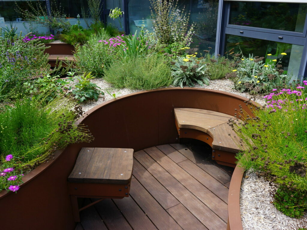 JARDINIERE